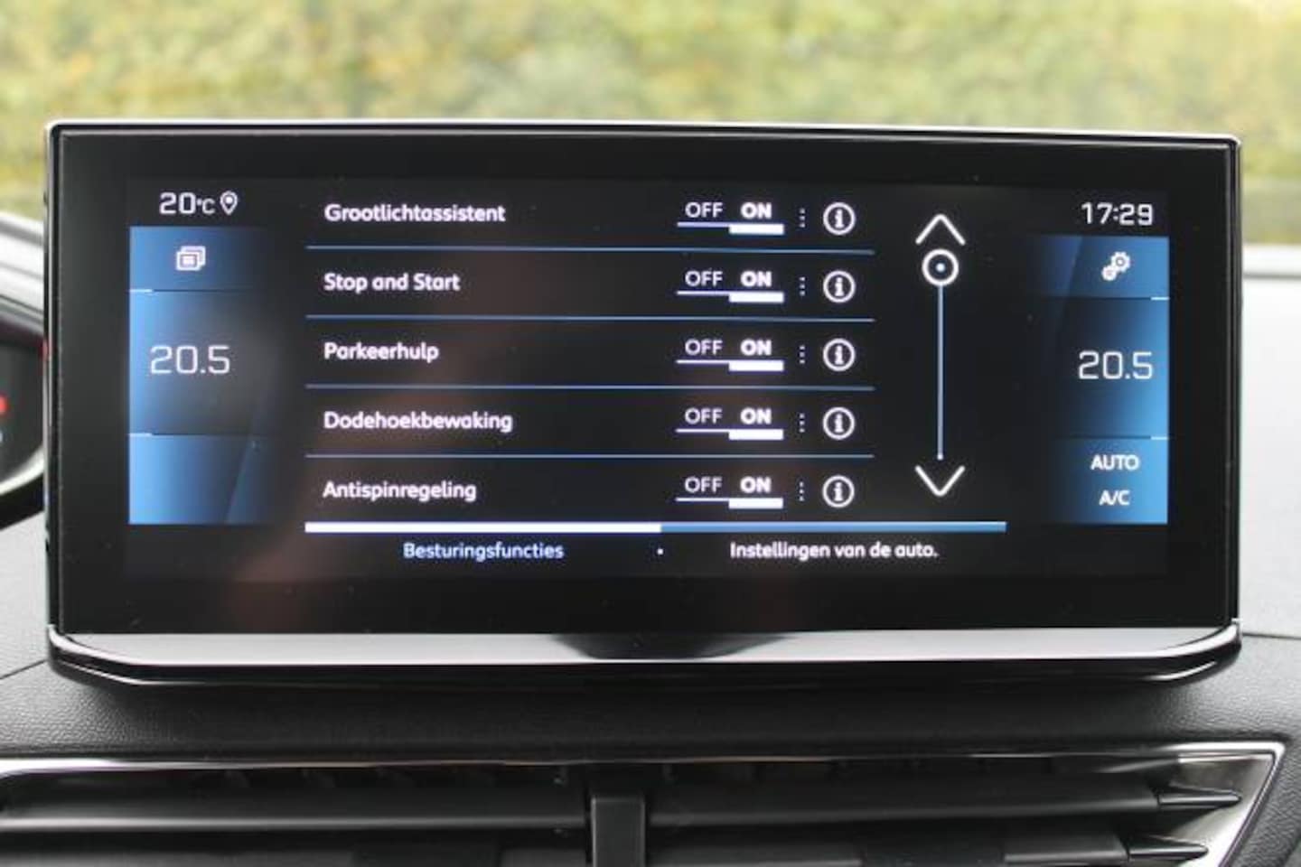 Peugeot 3008 - 1.2 PureTech 130pk EAT8 Allure Pack Business