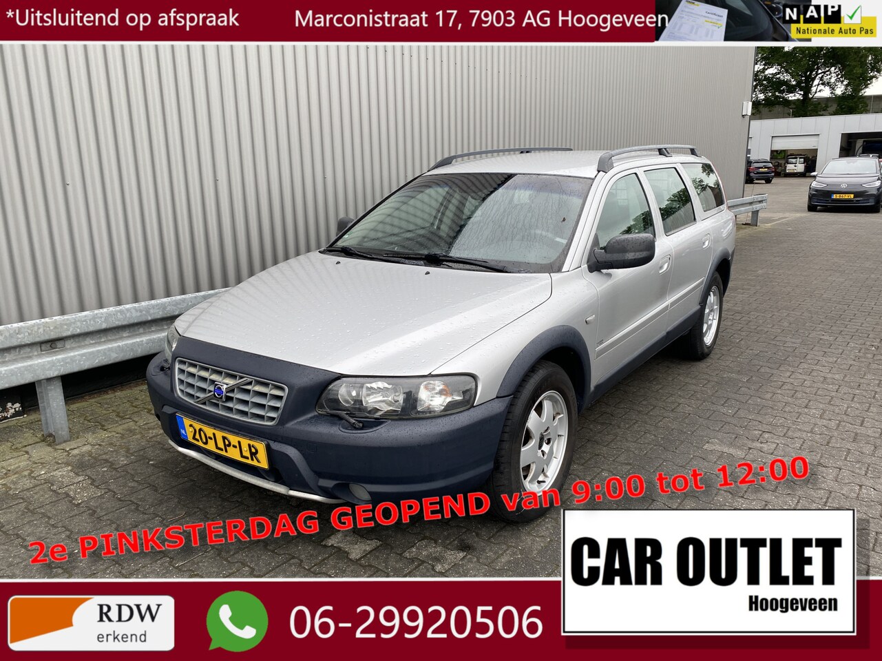 Volvo XC70 - 2.5 T Comfort Line NAP, Leer, Clima, Stoelvw, CC, PDC, LM, Trekh, nw. APK – Inruil Mogelij - AutoWereld.nl