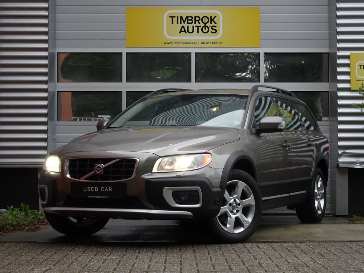 Volvo XC70 - 3.2 AWD *Xenon/Leer/PDC/Historie* - AutoWereld.nl