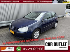 Volkswagen Golf - 1.6 FSI Comfortline A/C, Navi, Multimedia, CC, LM, Trekh, nw. APK – Inruil Mogelijk –