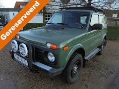Lada Niva - 1.7i Utility 4x4 *LANDBOUW KENTEKEN*40 KM/H*11.000 org.km