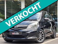 Toyota Yaris - 1.3 VVT-i 100pk Airco/Camera/Bluetooth/Parkeersensoren