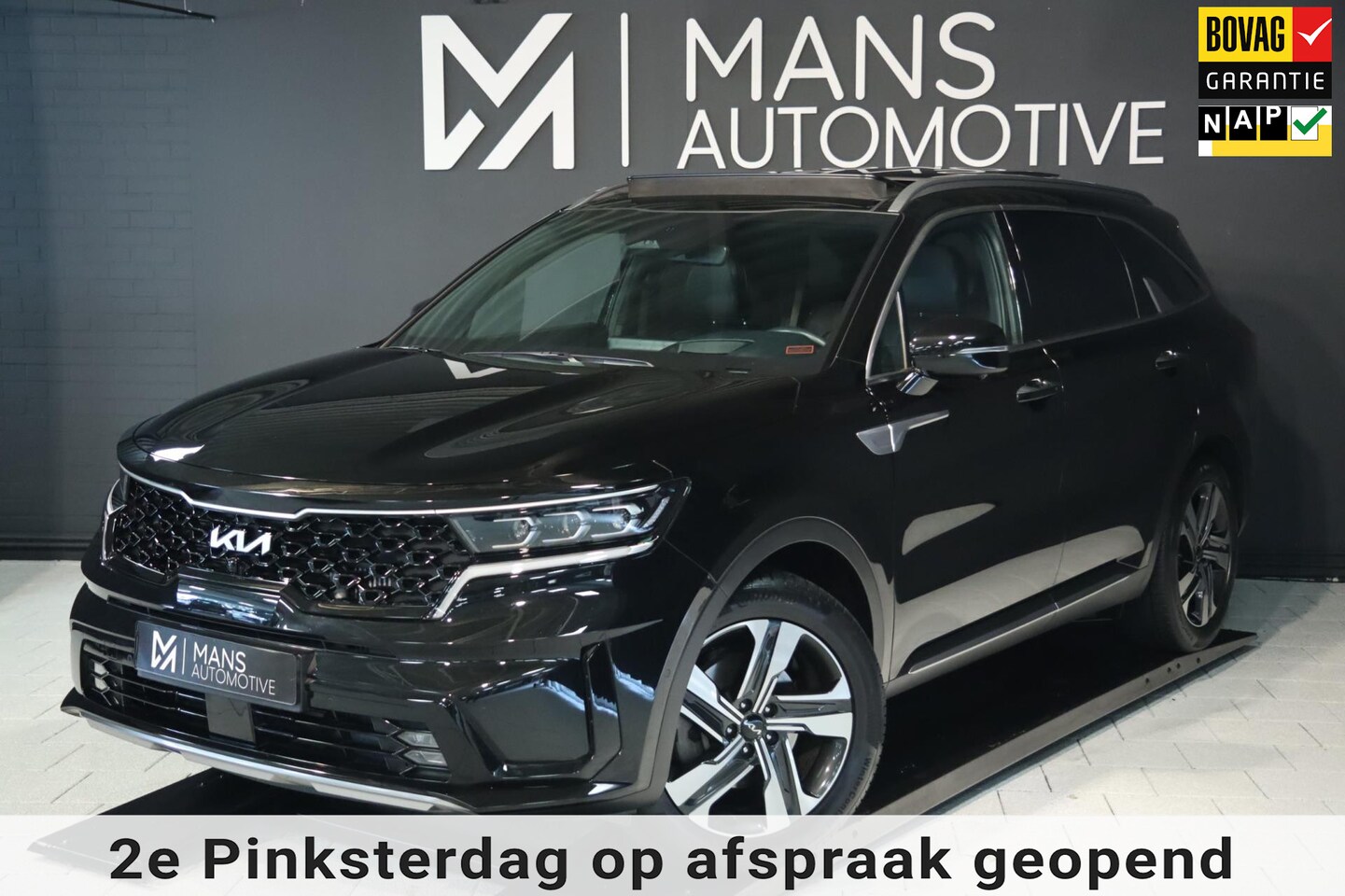 Kia Sorento - 1.6 T-GDI Hybrid 4WD / PANO / KEYLESS / HUD / 360 / VOLLEDIG UITGEVOERD! - AutoWereld.nl