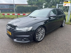 Audi A6 Avant - 3.0 TDI quattro RS Zetels 20inch Pano MEGA VOLNAP