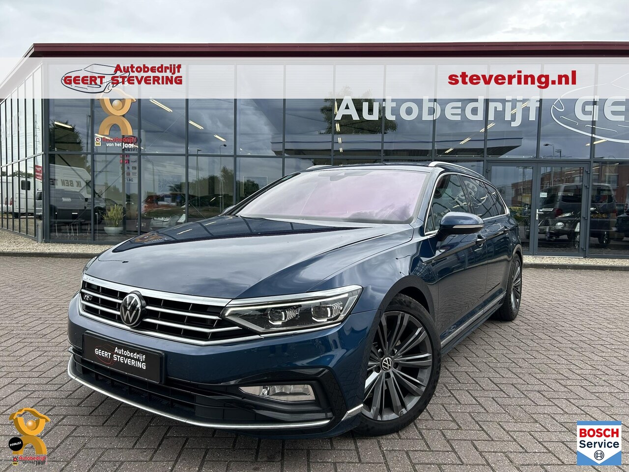 Volkswagen Passat Variant - 1.5 TSI 150pk / DSG / R-line / Trekhaak - AutoWereld.nl