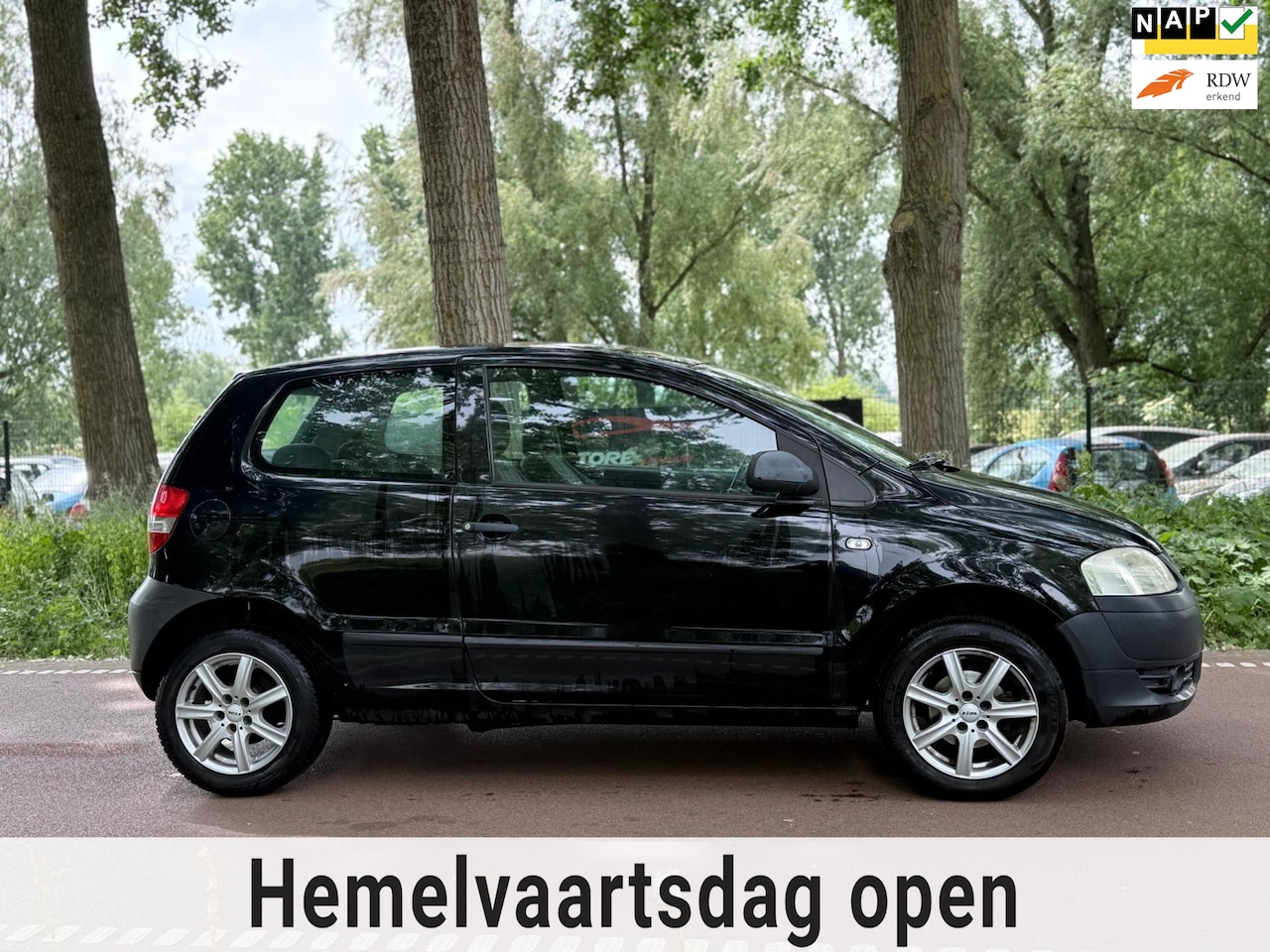 Volkswagen Fox - 1.2 Trendline AIRCO!APK!KOOPJE! - AutoWereld.nl