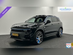 Lynk & Co 01 - 1.5 261PK Plug-in Hybrid Zwarte hemel|360 Camera|Pano|AppleCarplay|Adaptive Cruise|Origine