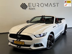 Ford Mustang Convertible - 3.7i V6 Premium 305PK Carplay Automaat Lederen bekleding Nieuwe Apk