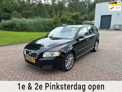 Volvo V50 - 2.4 D5 Momentum/APK TOT 10-05-2025