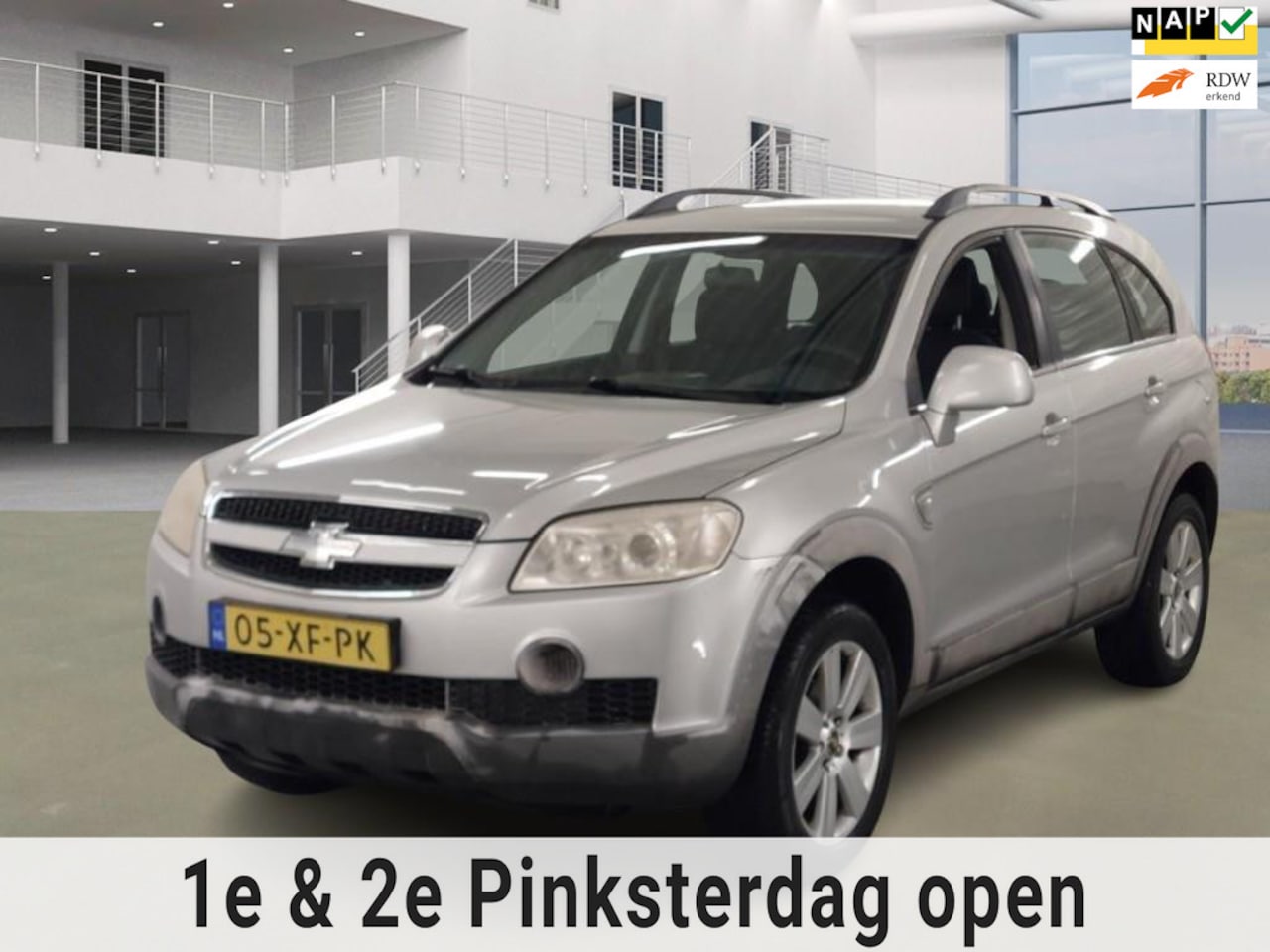 Chevrolet Captiva - 2.4i Style 2WD/AIRCO/PARKEERSENS ACHTER/TREKHAAK - AutoWereld.nl