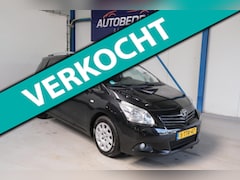 Toyota Verso - 1.8 VVT-i Aspiration 7p. Automaat - Airco, Cruise, Navi, PDC