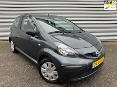 Toyota Aygo - 1.0-12V