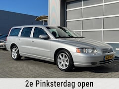 Volvo V70 - 2.5T AWD Momentum|Automaat||Airco|Cruise|Xenon|PDC|Navi