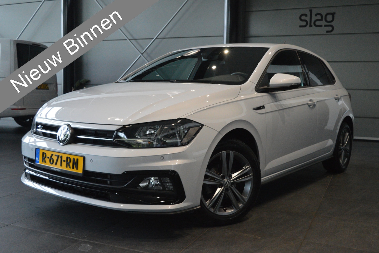 Volkswagen Polo - 1.0 TSI 2X R-LINE navi clima camera cruise pdc 95 pk !! - AutoWereld.nl