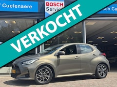 Toyota Yaris - 1.5 Hybrid First Edition Trekhaak afn. / Navi / Camera / LM velgen