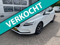 Volvo V40 - 1.5 T3 Dynamic Edition Autom Pano dak