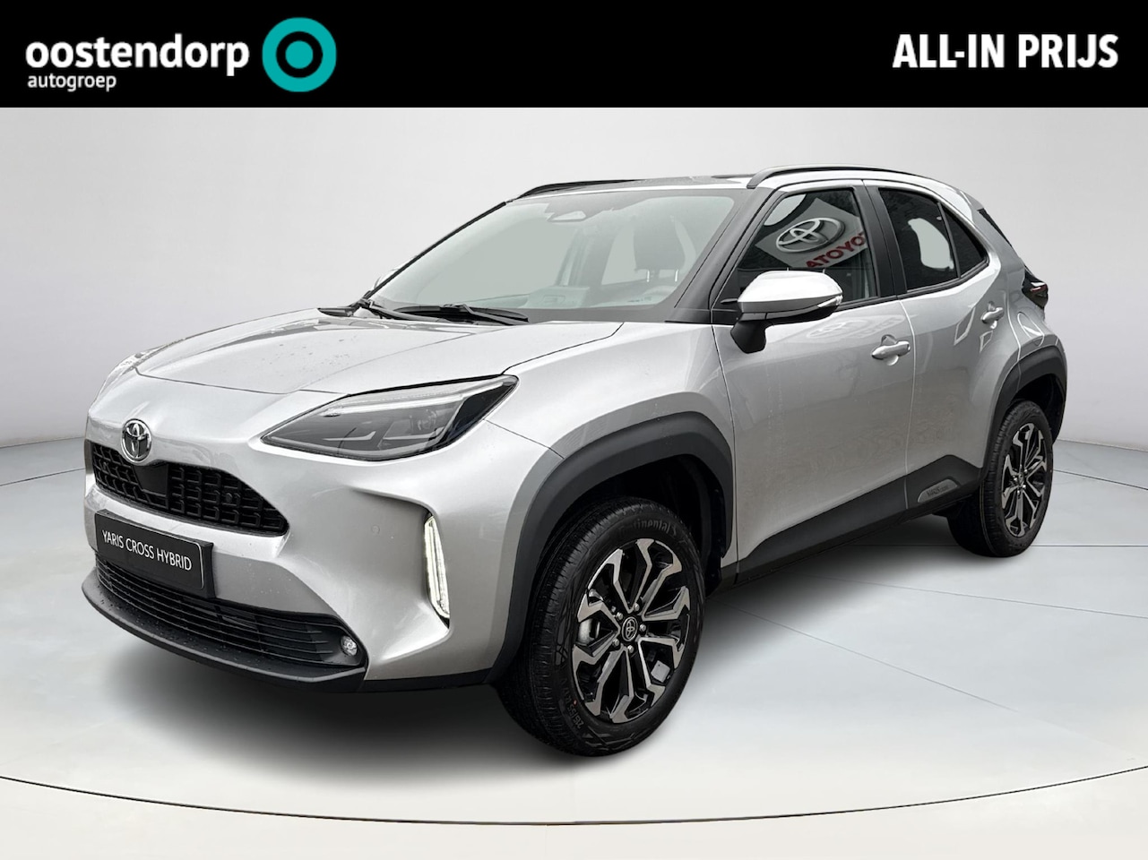 Toyota Yaris Cross - 1.5 Hybrid 115 Dynamic **COMFORT PACK/ NIEUWE AUTO/ DIRECT LEVERBAAR** - AutoWereld.nl