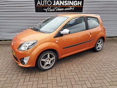 Renault Twingo - 1.2 Dynamique | Lm Velgen | CPV met afst. bed | Stuurbekrachtiging | Boekjes aanwezig | Le