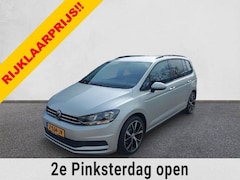 Volkswagen Touran - 1.5 TSI Comfortline 7p, airco, cruise, navigatie, app connect, wegklapbare trekhaak, parke