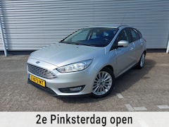 Ford Focus - 1.0 Titanium Edition, airco, stoelverwarming, voorruit verwarmd,