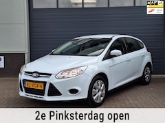 Ford Focus - | 1.0 EcoBoost Lease Trend | Airco | Parkeer sensoren | Nieuwe distributieriem | Cruise co