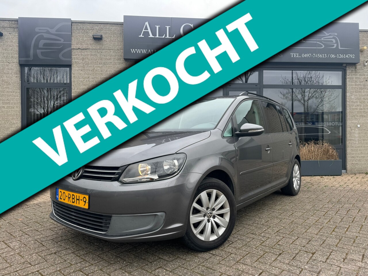 Volkswagen Touran - 1.2 TSI Comfortline/ facelift/navigatie/ nieuwe apk - AutoWereld.nl