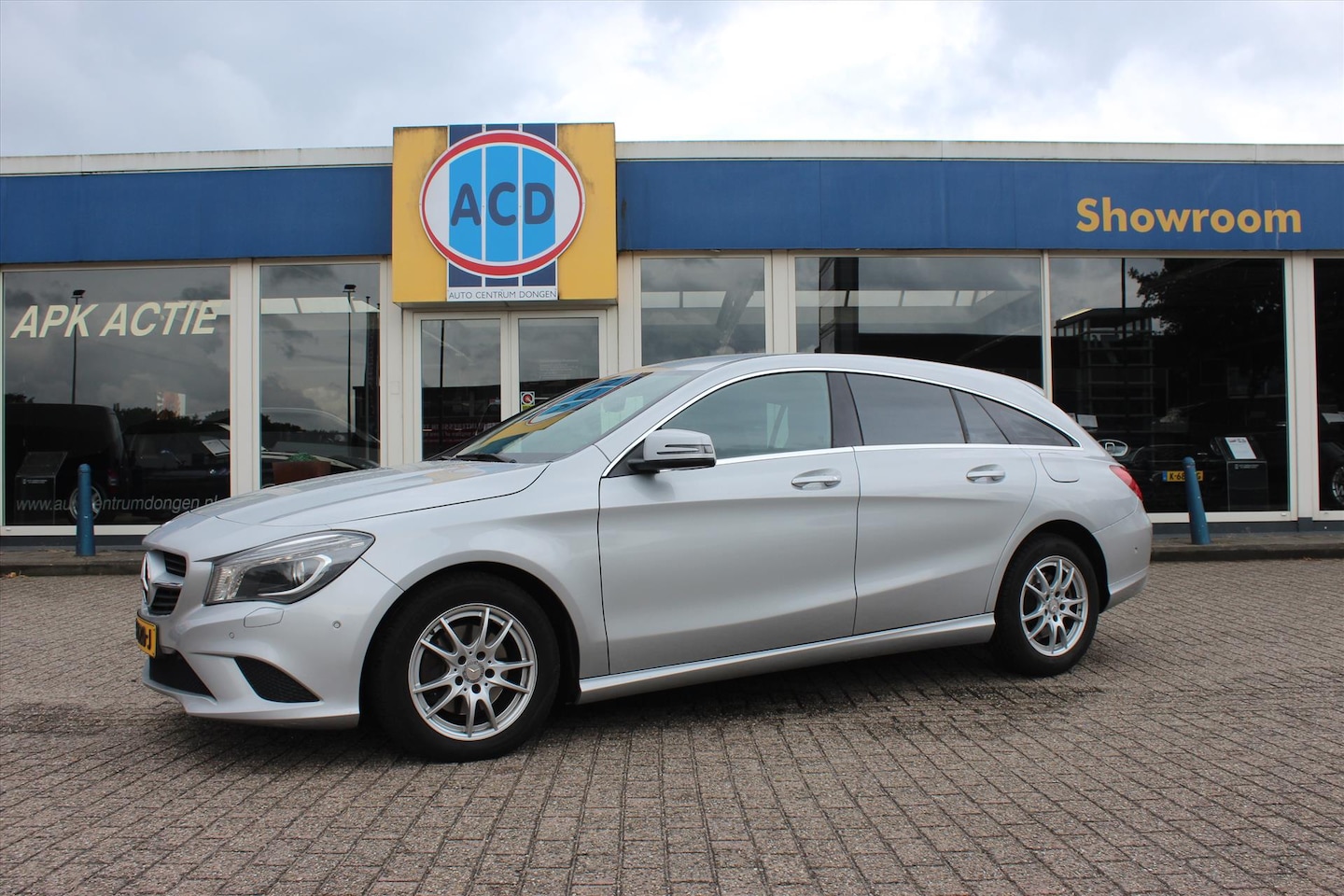Mercedes-Benz CLA-klasse Shooting Brake - 200 d 136pk 7G-DCT | Orig. NL | Trekhaak afneembaar | - AutoWereld.nl