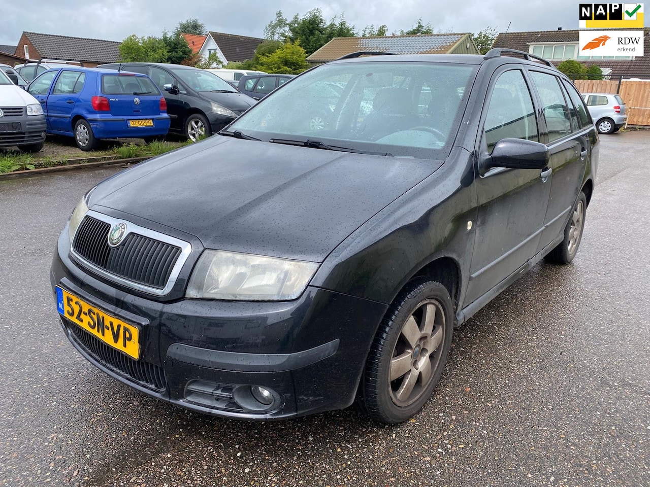 Skoda Fabia Combi - 1.4-16V Equipe 1.4-16V Equipe - AutoWereld.nl