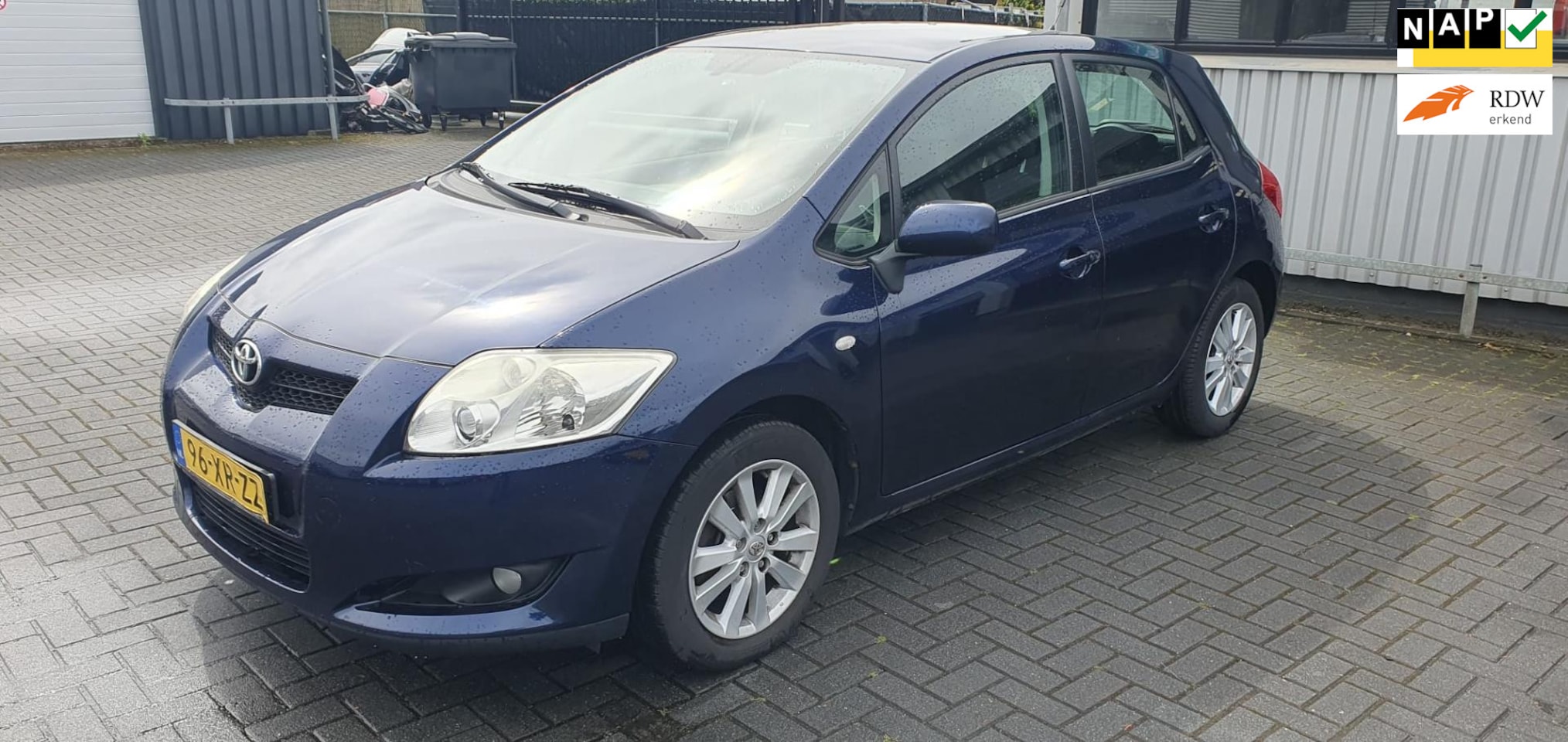 Toyota Auris - 1.6-16V Luna AUTOMAAT/airco/CRUISE - AutoWereld.nl