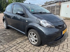 Toyota Aygo - 1.0-12V +