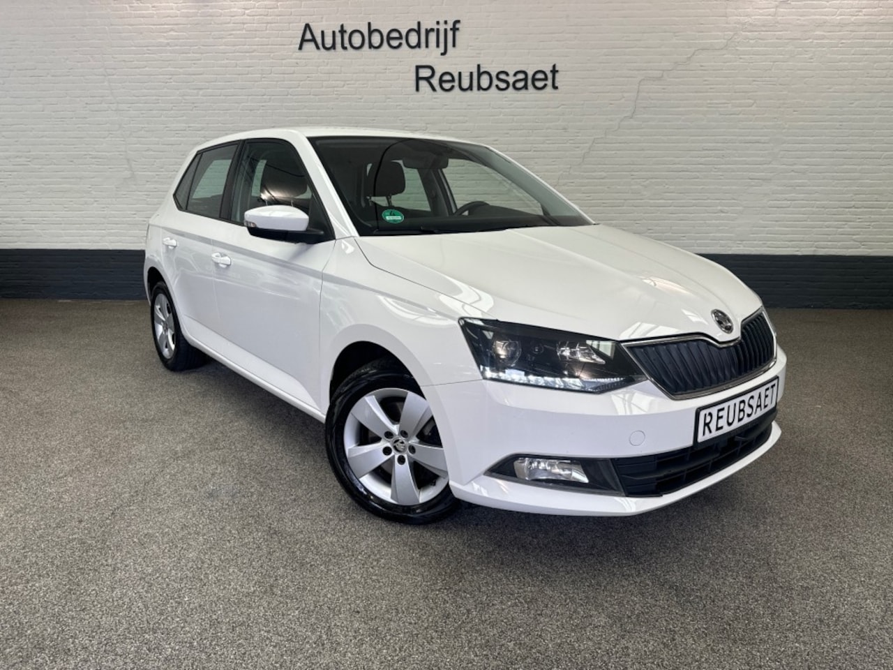 Skoda Fabia - 1.0 TSI 110pk Style Keyless Clima Cruise Stoelverw, Led Incl 12Mnd Garan - AutoWereld.nl
