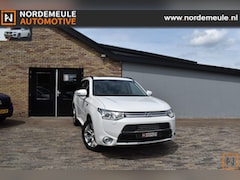 Mitsubishi Outlander - 2.0 PHEV INSTYLE, Panorama, Leder, Cruise