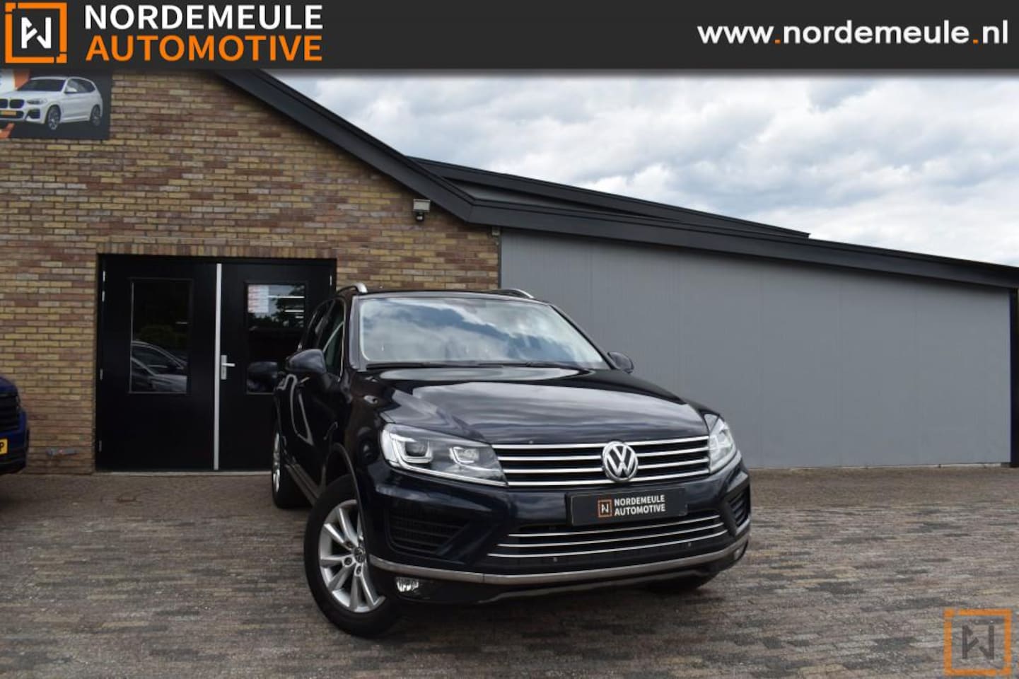 Volkswagen Touareg - 3.0 TDI Exclusive Series 3.0 TDI EXCLUSIVE Series, Xenon, Pano, AUT - AutoWereld.nl