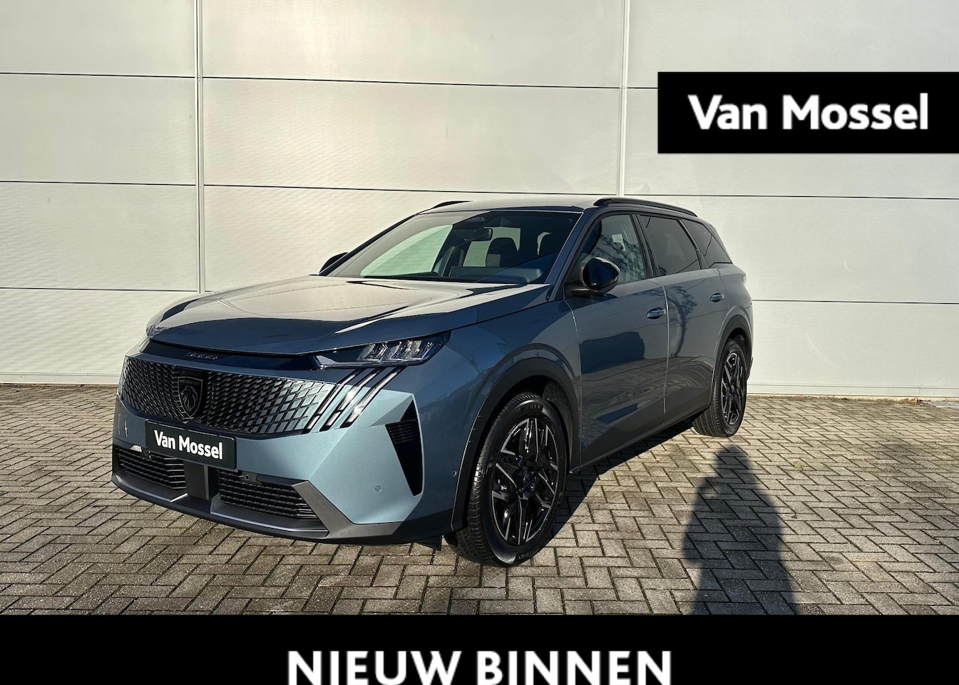 Peugeot 5008 - 1.2 Hybrid 136 Allure | Adaptieve Cruise control | 360 Camera | Draadloze Apple Carplay/An - AutoWereld.nl