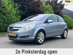 Opel Corsa - 1.2-16V Cosmo Cruise*Clima*NAP*Trekhaak*LM velgen*Half leder