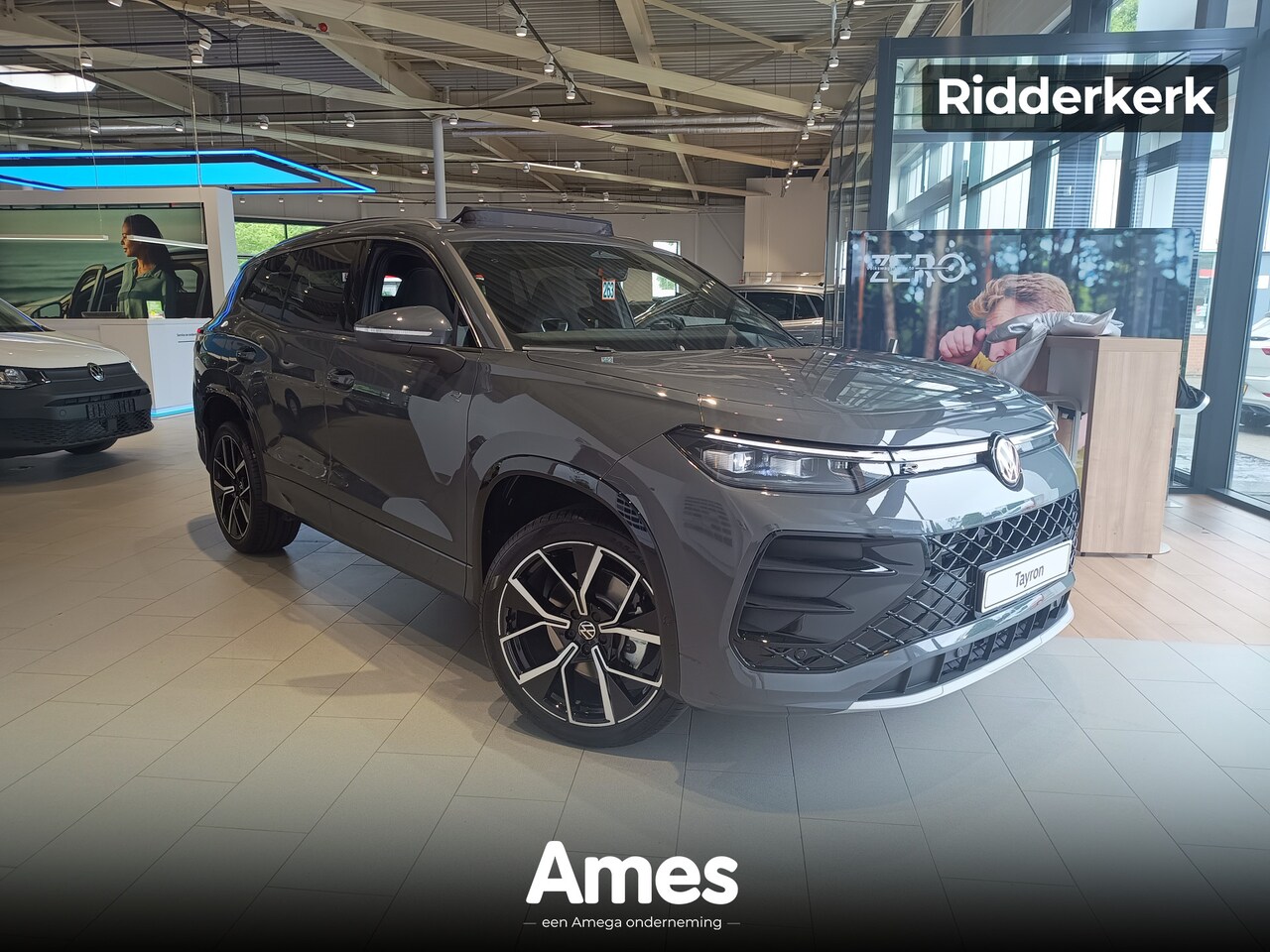 Volkswagen Tayron - R-Line-Edition 1.5 eHybrid 150 kW / 204 pk SUV 6 versn. DSG | Pano | - AutoWereld.nl