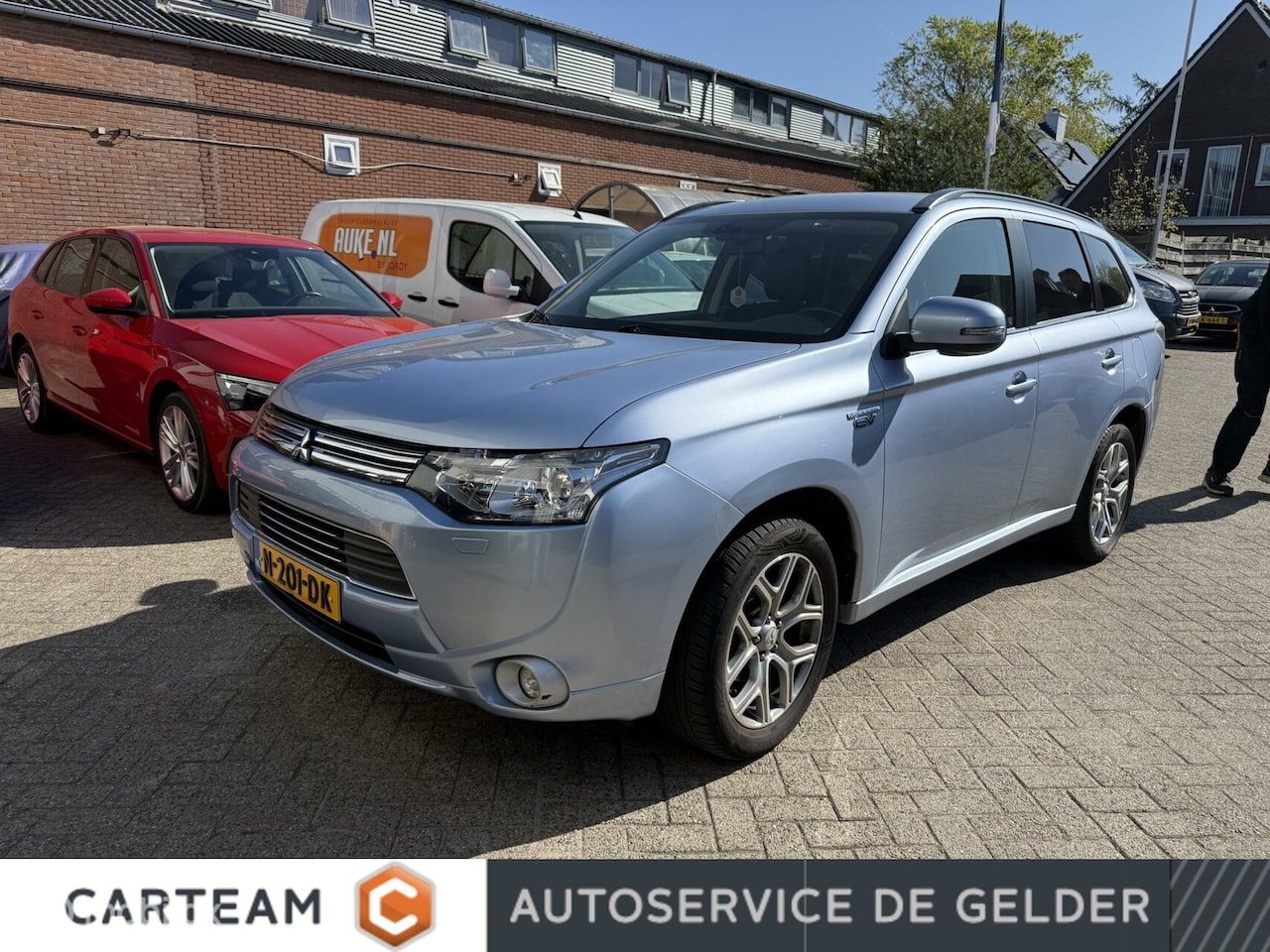 Mitsubishi Outlander - 2.0 PHEV Business Edition 2.0 PHEV Business Edition - AutoWereld.nl