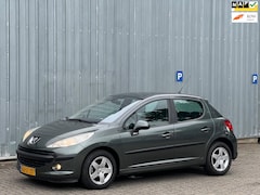 Peugeot 207 - 1.4-16V XT 5drs / Airco / Dealeronderhouden
