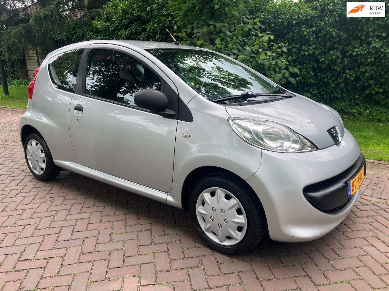 Peugeot 107 - 1.0-12V XR met Nwe APK - AutoWereld.nl