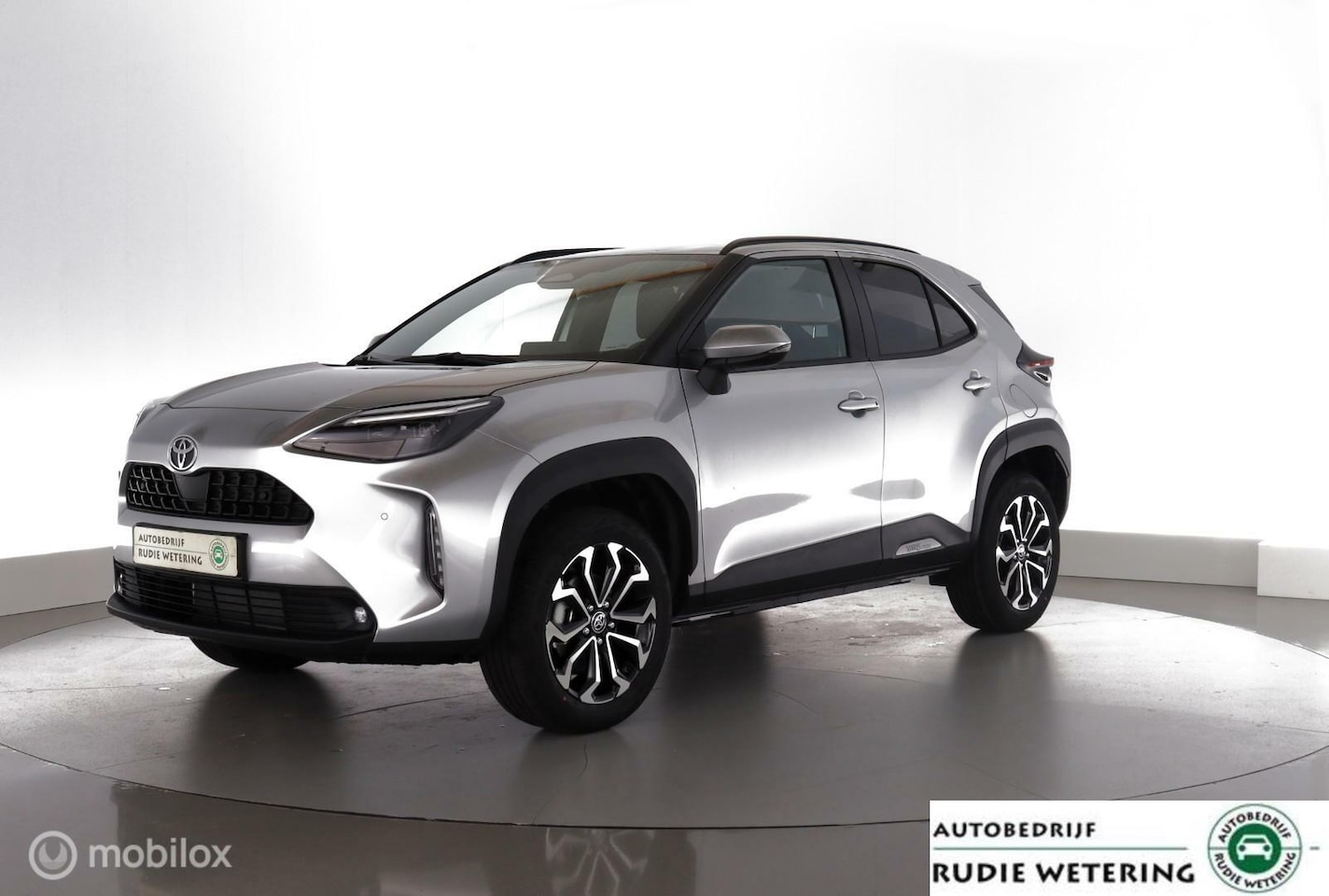 Toyota Yaris Cross - 1.5 Hybrid 130pk Dynamic stoelverw.|Carplay|acc|cam|lmv17 - AutoWereld.nl