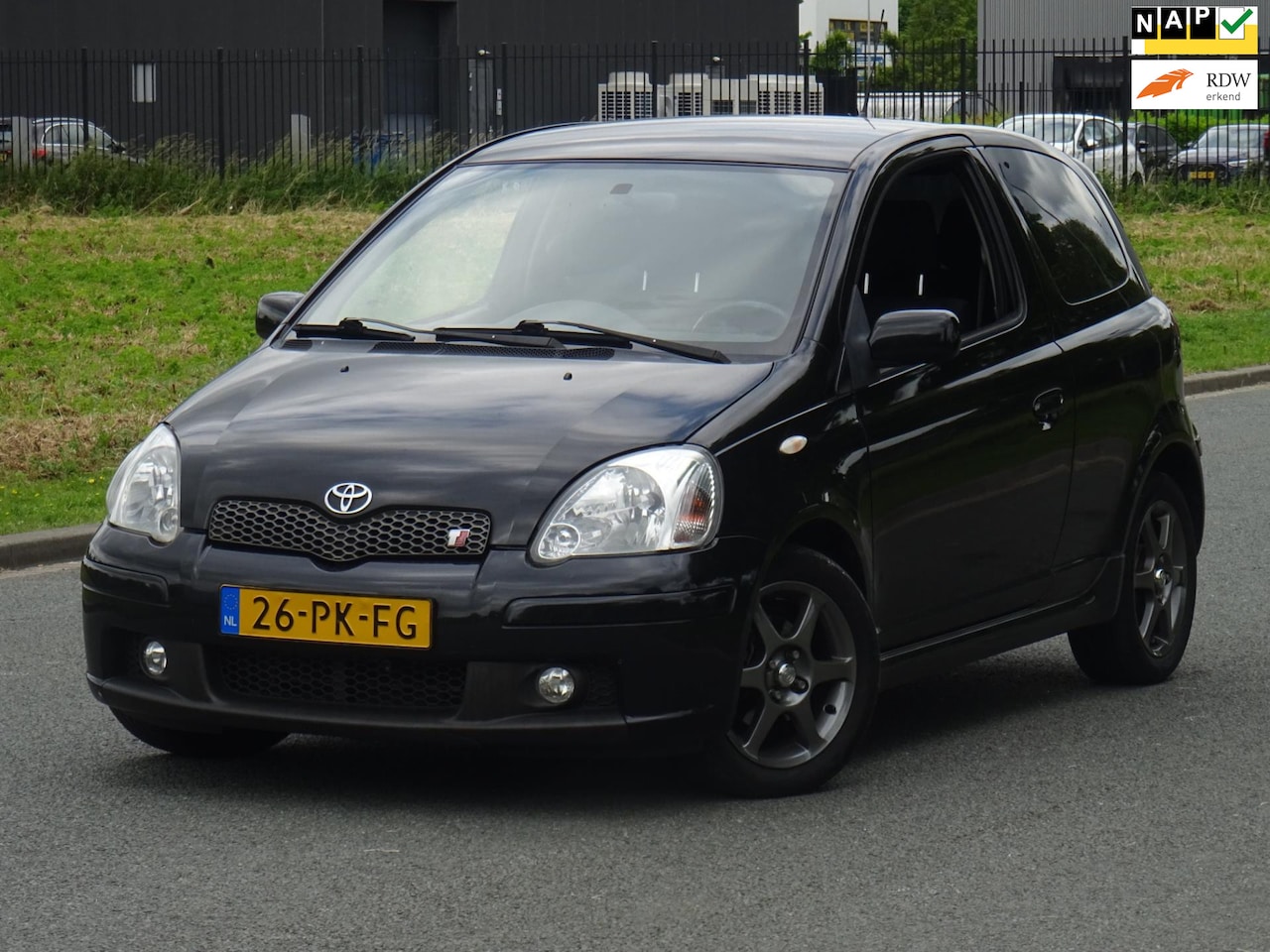 Toyota Yaris - 1.5 VVT-i T-Sport NAP/AIRCO/ELEKRAM/APK 06-2026 - AutoWereld.nl