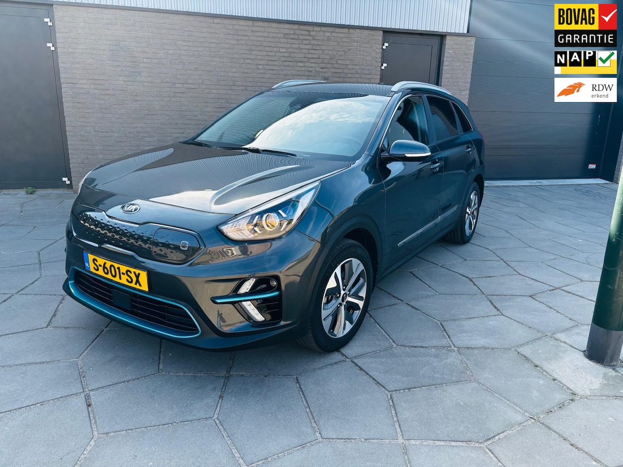 Kia e-Niro - DynamicLine 64 kWh DynamicLine 64 kWh - AutoWereld.nl
