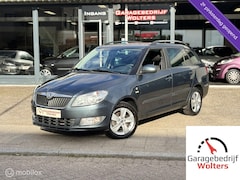 Skoda Fabia Combi - 1.2 TSI Sprint Pro navi parkeerhulp nw apk