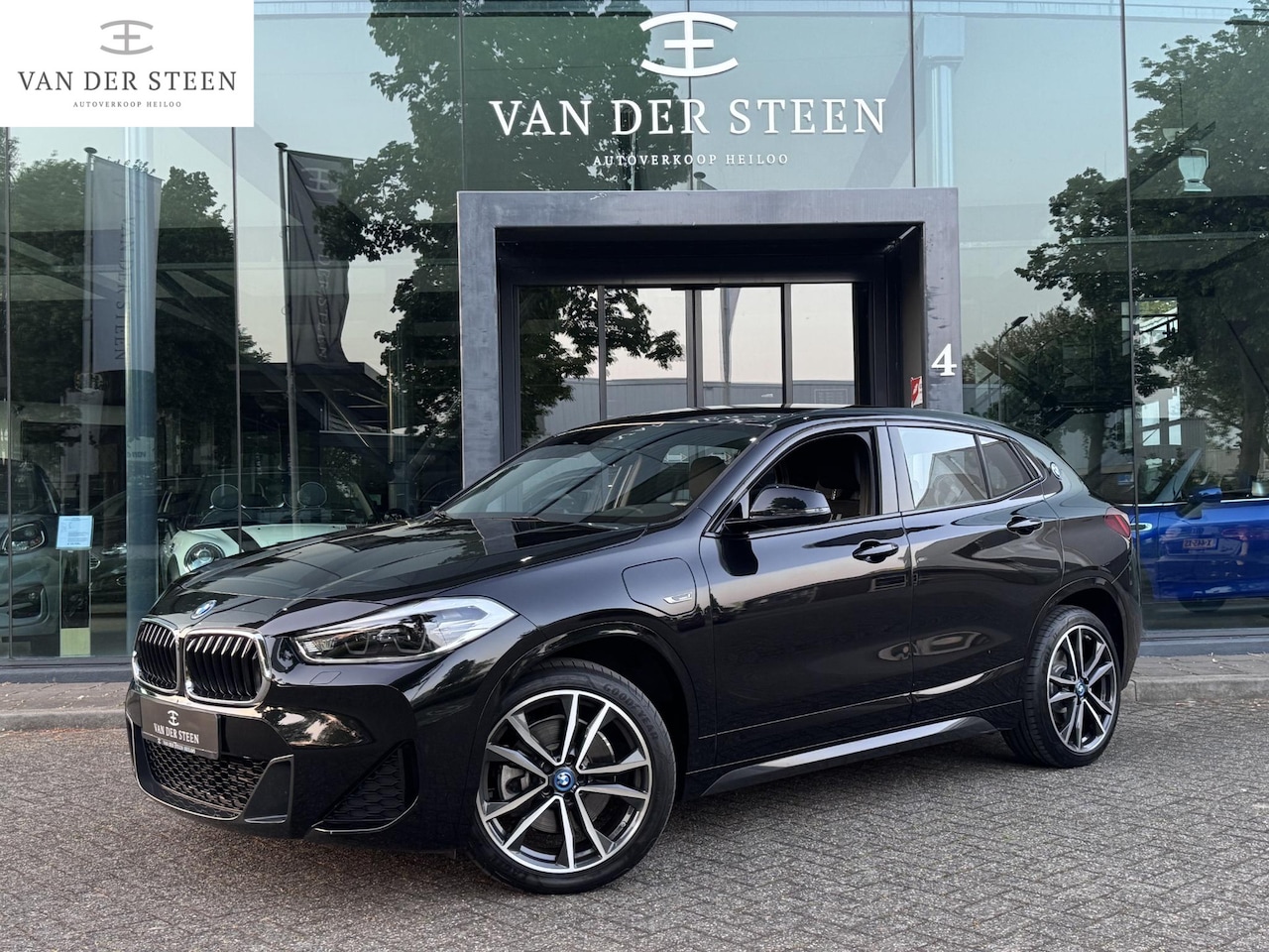 BMW X2 - xDrive25e Executive M Pakket | Standkachel | Ambiance verlichting - AutoWereld.nl
