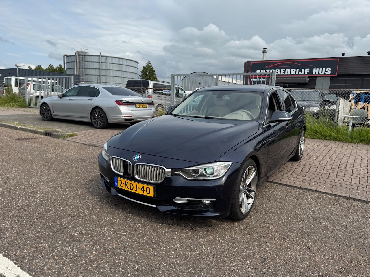 BMW 3-serie - 320d AUTOMAAT XENON/NAVI - AutoWereld.nl
