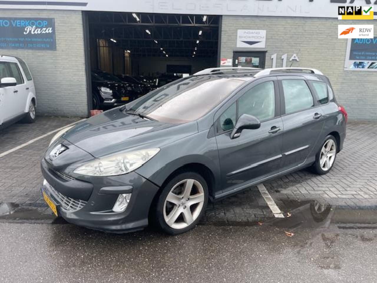 Peugeot 308 SW - 1.6 VTi XT / Trekhaak / Panoramadak - AutoWereld.nl