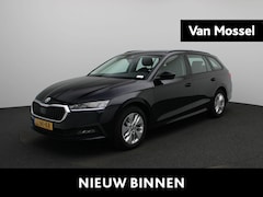 Skoda Octavia Combi - 1.0 TSI Ambition | TREKHAAK | CRUISE CONTROL | CLIMATE CONTROL | PARKEERSENSOREN | APPLE C