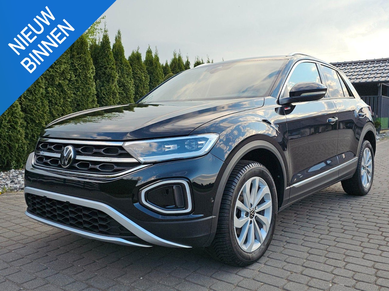 Volkswagen T-Roc - 1.5 TSI Life 75 Edition 1.5 TSI Life 75 Edition - AutoWereld.nl