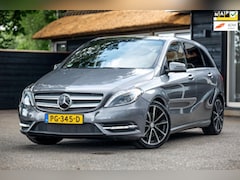 Mercedes-Benz B-klasse - 250 Prestige AMG Style I Trekhaak I Panoramadak I Climate I Cruise I 18 Inch I Parkeersens
