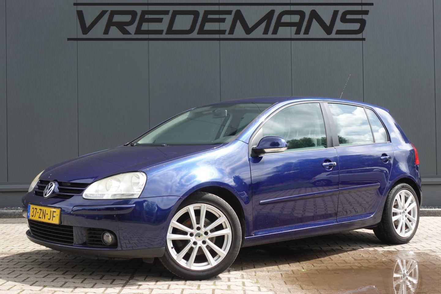 Volkswagen Golf - 1.6 FSI Trendline 1.6 FSI Trendline - AutoWereld.nl